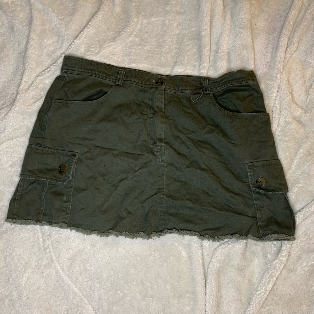 Cargo mini skirt